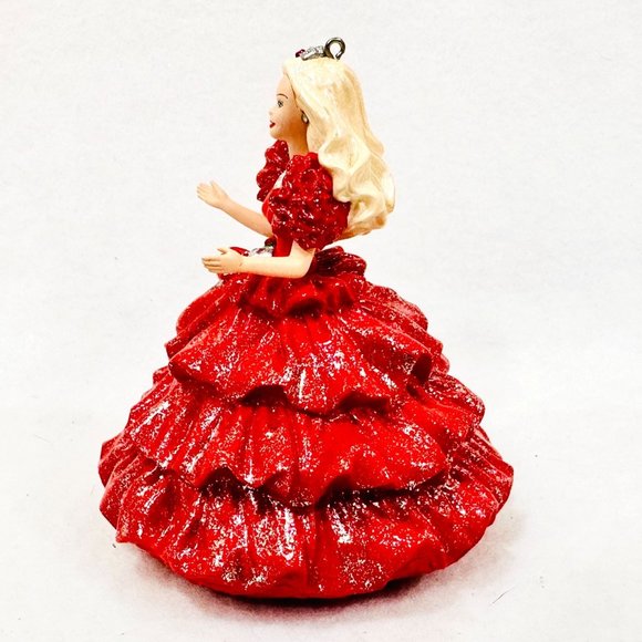 Barbie Vintage 1996 Hallmark/Mattel Holiday or Anytime Figurine or Ornament - Picture 3 of 9